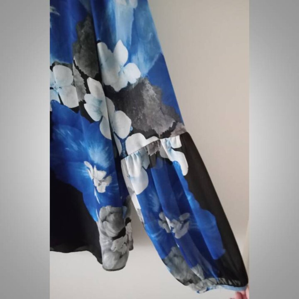 🔥 3/$30 Calvin Klein blue black flowy top blouse women's size medium. - Picture 3 of 5